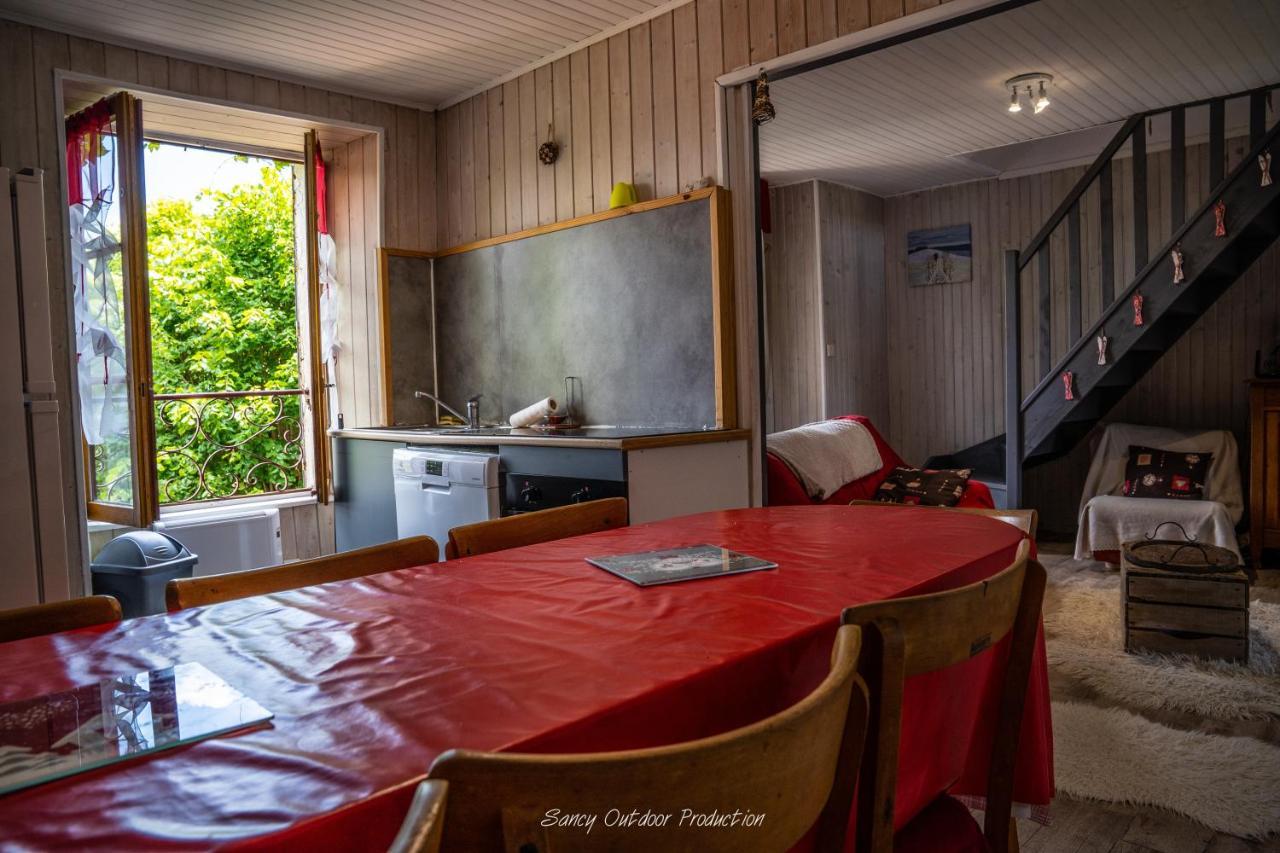Les Tilleuls Besse-et-Saint-Anastaise Exterior foto