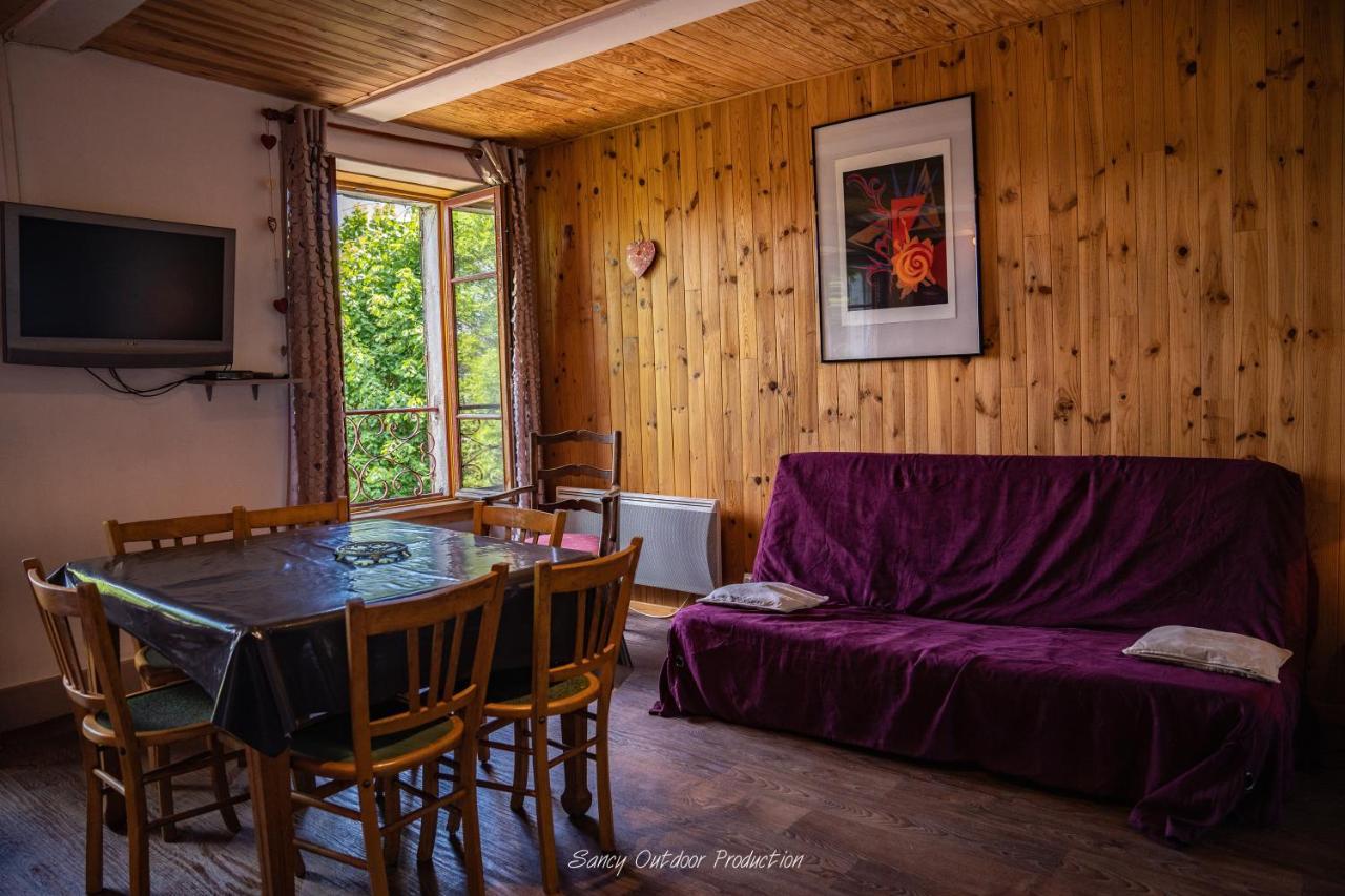 Les Tilleuls Besse-et-Saint-Anastaise Exterior foto